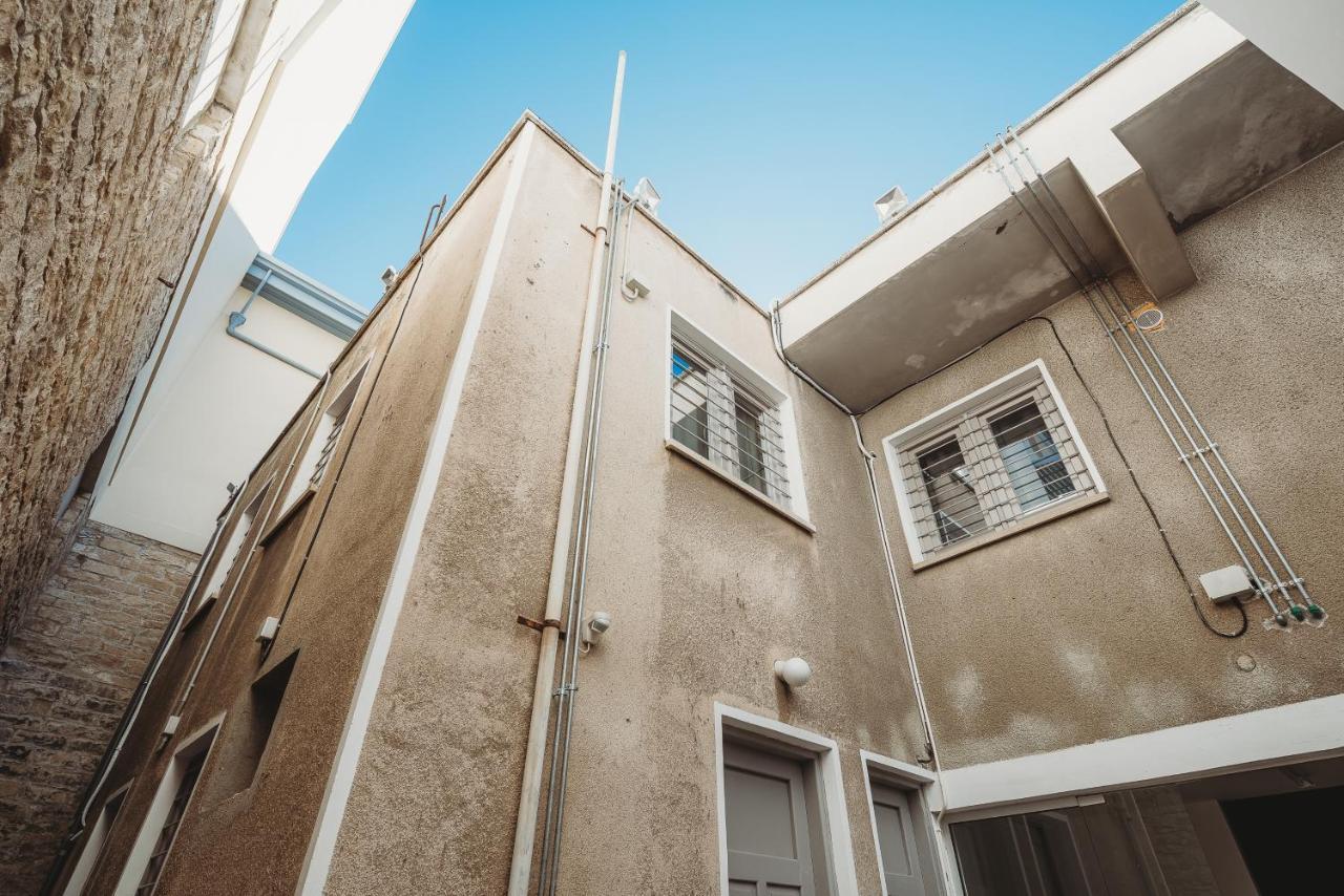 Eins Rooms - City Center Limassol Exterior foto